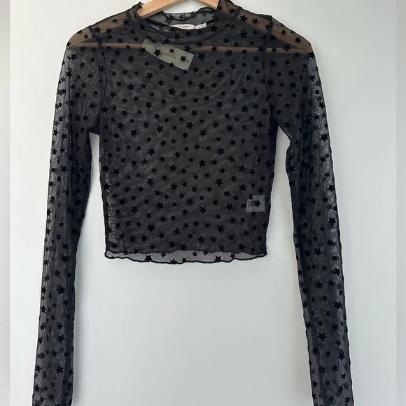 Francesca’s Jessi Velvet Long Sleeve Top Size S - Picture 3 of 4